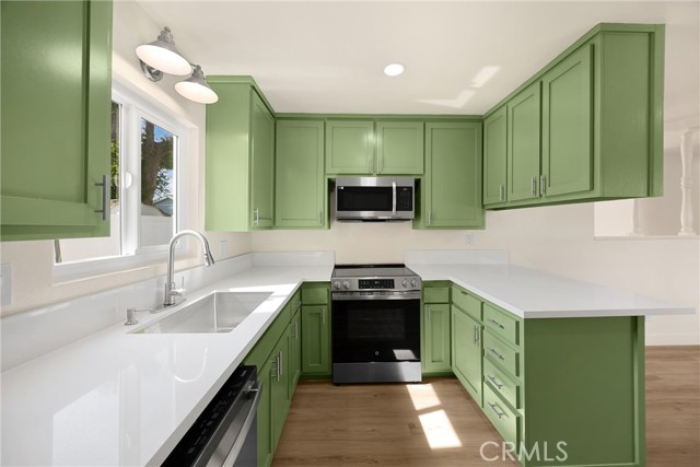 24830 Lukewood Place, Moreno Valley CA: https://media.crmls.org/medias/c1fa0d06-5444-417d-84ea-9990bf8be5a3.jpg