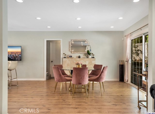 3825 Los Amigos Street, La Crescenta CA: https://media.crmls.org/medias/c1fa14ac-b8e1-41b9-9509-9d9bb1a135ea.jpg