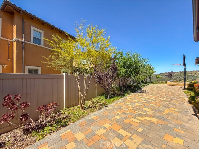 1278 Inspiration, West Covina CA: https://media.crmls.org/medias/c1facdca-030e-4ffe-90e8-2734f58b4184.jpg