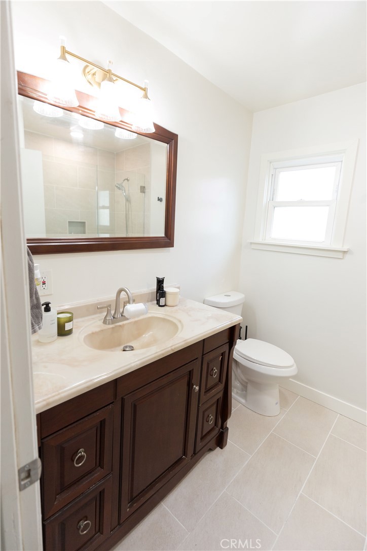 MLS #OC25221176 image #21