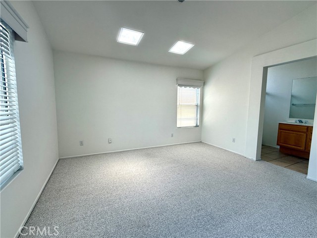 Detail Gallery Image 6 of 13 For 35 Deerborn Dr, Aliso Viejo,  CA 92656 - 4 Beds | 2/1 Baths