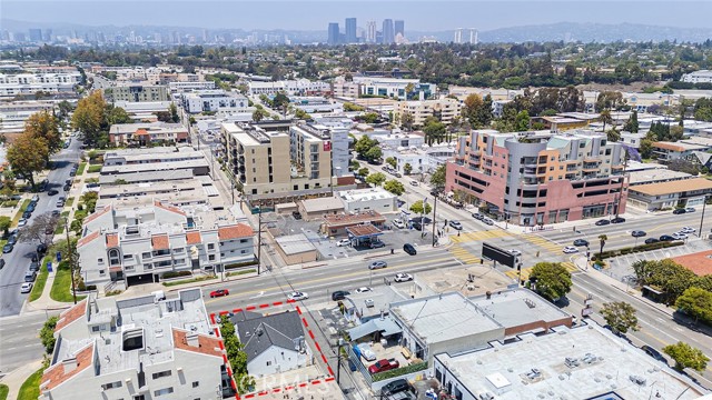 Detail Gallery Image 31 of 34 For 10420 Palms Bld, Los Angeles,  CA 90034 - 4 Beds | 2 Baths