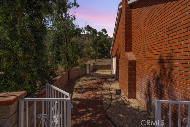 Detail Gallery Image 43 of 54 For 9295 Lofty Lane, Cherry Valley,  CA 92223 - 5 Beds | 5/1 Baths