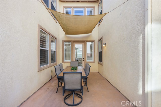 Detail Gallery Image 9 of 26 For 7281 Canyon Glen Ct, San Diego,  CA 92129 - 4 Beds | 2/1 Baths