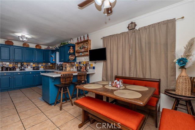 279 E 48th Street, San Bernardino CA: https://media.crmls.org/medias/c1fe24d1-0eb3-44ab-9457-1a2466a14de6.jpg