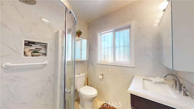 Detail Gallery Image 26 of 49 For 9551 Arleta Ave, Arleta,  CA 91331 - 5 Beds | 4 Baths