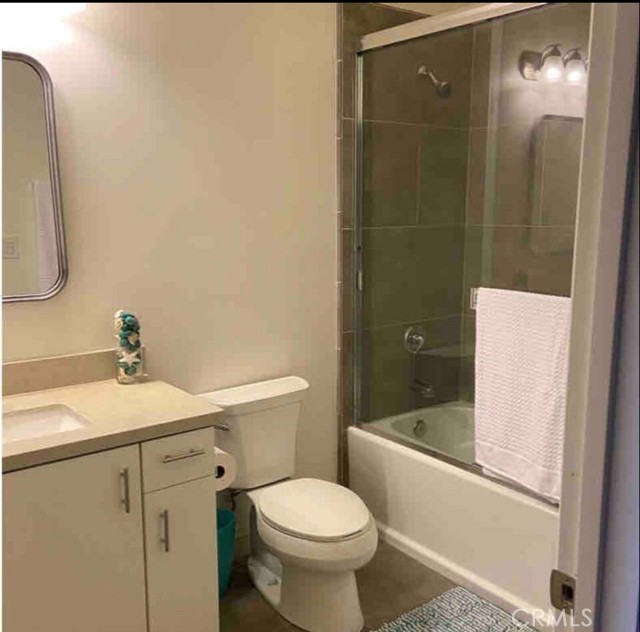 165 2nd street, Pomona CA: https://media.crmls.org/medias/c1ff7e32-64bb-4d14-914a-20ac806c0383.jpg