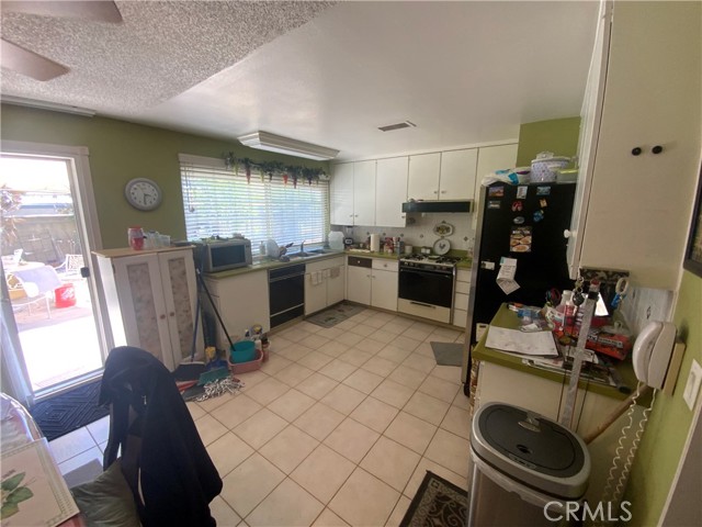 19128 E Elberland Street, West Covina CA: https://media.crmls.org/medias/c2009f03-fa79-4e55-a2ef-d623c3f448c4.jpg