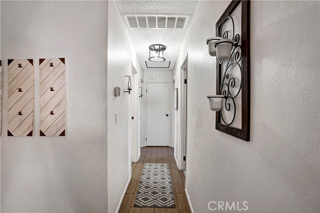 Detail Gallery Image 8 of 32 For 23551 Vista, Menifee,  CA 92587 - 2 Beds | 2 Baths