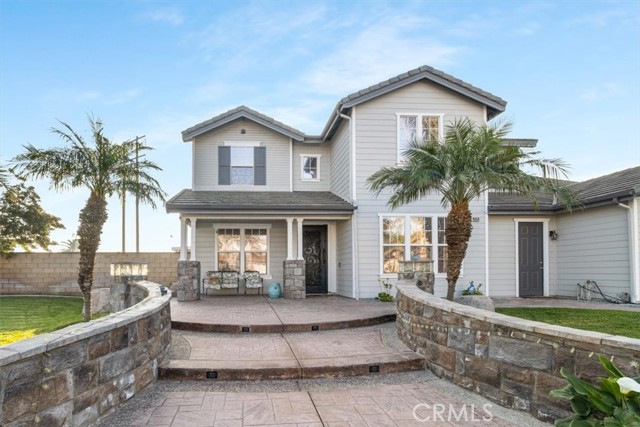 Detail Gallery Image 2 of 61 For 4058 Sundance, Norco,  CA 92860 - 5 Beds | 3/1 Baths