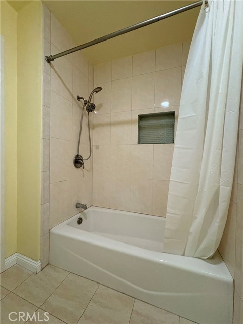 22407 Birds Eye Drive, Diamond Bar CA: https://media.crmls.org/medias/c201efdc-c476-4c95-806b-66d0368e5573.jpg