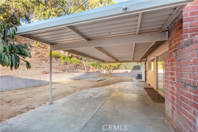 991 Glenview Terrace photo 41
