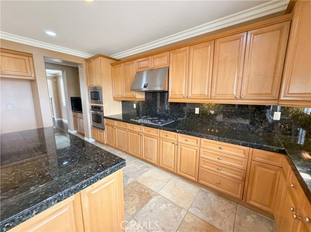 Detail Gallery Image 49 of 58 For 23 Plaza Modena, Lake Elsinore,  CA 92532 - 4 Beds | 3/1 Baths