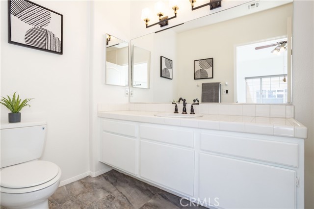 Detail Gallery Image 23 of 25 For 5240 Vantage, Valley Village,  CA 91607 - 2 Beds | 3 Baths