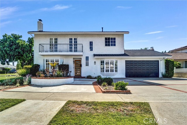 Detail Gallery Image 1 of 30 For 1501 Shenandoah St, Placentia,  CA 92870 - 5 Beds | 2/1 Baths
