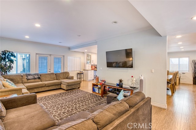 Detail Gallery Image 2 of 26 For 20621 Paisley Ln, Huntington Beach,  CA 92646 - 4 Beds | 3 Baths