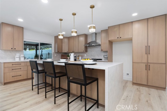 13762 Palace Way, Tustin CA: https://media.crmls.org/medias/c2053dd8-c955-4a34-8259-122cc76b0775.jpg