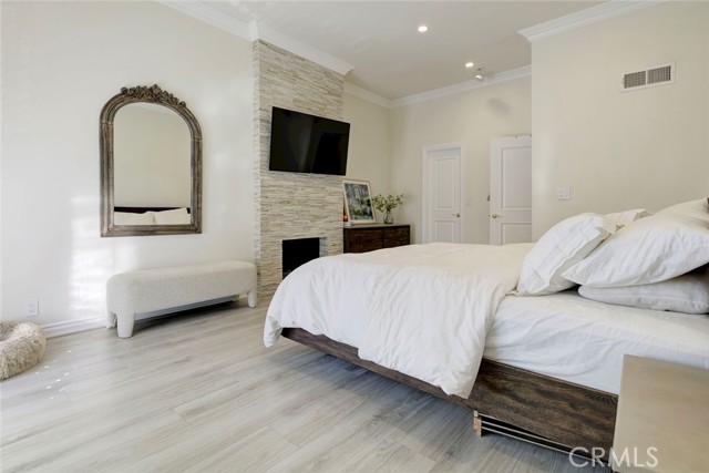 Detail Gallery Image 33 of 58 For 4342 Coldwater Canyon #3,  Studio City,  CA 91604 - 2 Beds | 3 Baths
