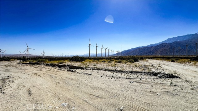 Detail Gallery Image 4 of 4 For 7 Dillon Rd, Desert Hot Springs,  CA 92240 - – Beds | – Baths