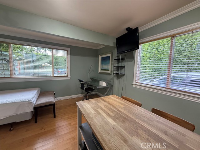 Detail Gallery Image 8 of 15 For 301 N Hudson Ave #C,  Pasadena,  CA 91101 - 0 Beds | 1 Baths