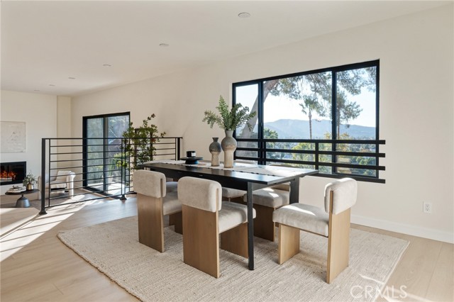 Detail Gallery Image 12 of 42 For 1117 Oberlin, Glendale,  CA 91205 - 4 Beds | 3/1 Baths