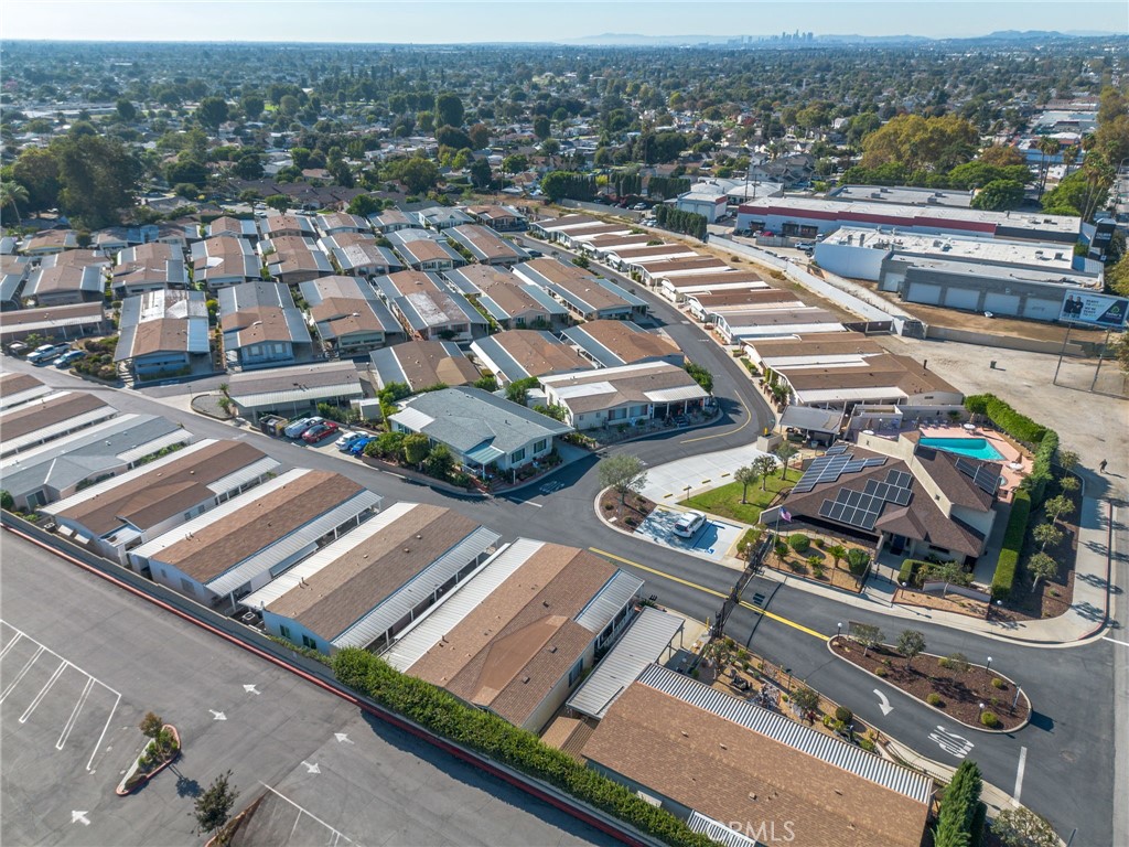 MLS #OC25240033 image #45