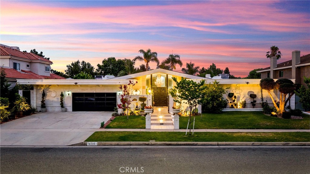 4332 Parkview Drive
