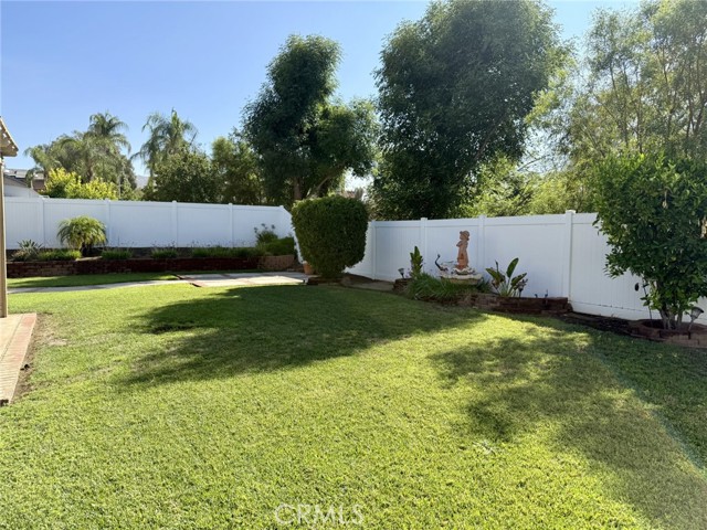12112 Lasselle Street, Moreno Valley CA: https://media.crmls.org/medias/c2092c22-9858-44a6-bc7b-2f9bc096fa34.jpg