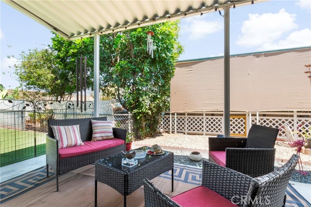 3700 Buchanan Street, Riverside CA: https://media.crmls.org/medias/c20a3510-3416-4a1c-b2b2-892ecabf846f.jpg