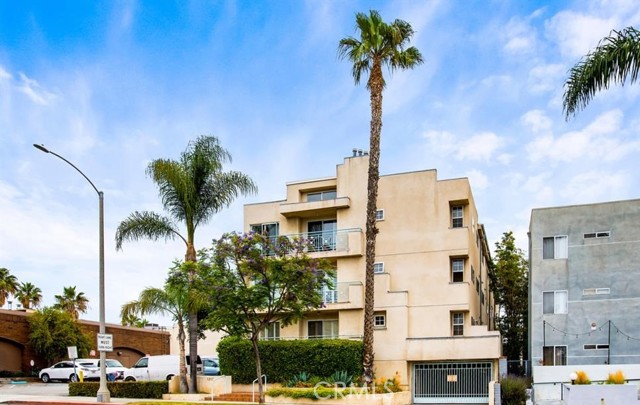 Beautiful first floor condo in the heart of Santa Monica conveniently located within walking distance to many shops, restaurants, other amenities and only minutes from 3rd Street Promenade and the beach. This 2 bed 2 bath condo features a spacious open floor-plan with interior laundry and a gated and covered parking space. You won't want to miss this opportunity! Monthly HOA fee includes water, trash, and earthquake insurance.
