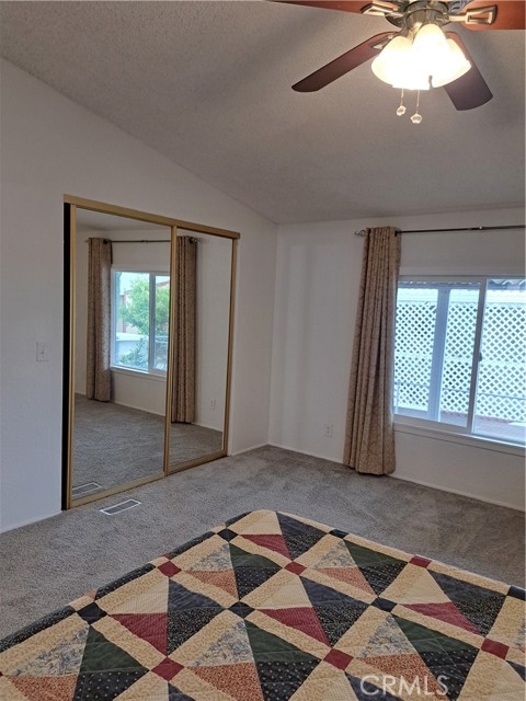 Detail Gallery Image 17 of 21 For 2498 Ayala Dr #136,  Rialto,  CA 92377 - 2 Beds | 2 Baths