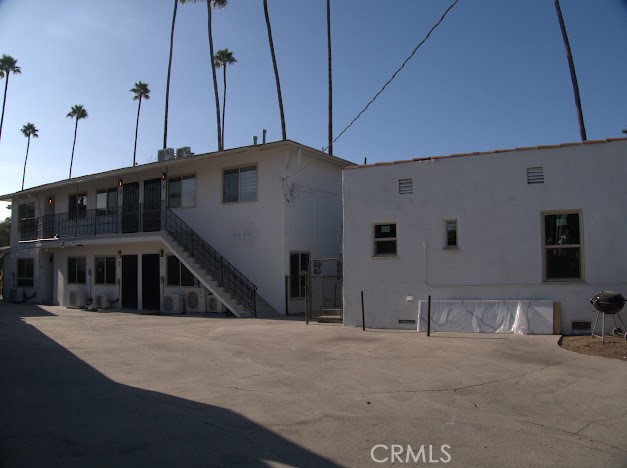 Detail Gallery Image 14 of 15 For 3160 Warwick Ave #5,  Los Angeles,  CA 90032 - 2 Beds | 1 Baths