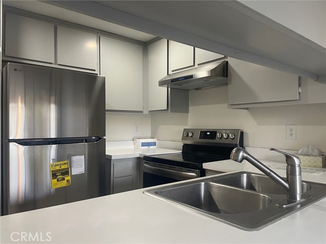 Detail Gallery Image 15 of 40 For 960 Pinyon Ct, Ontario,  CA 91762 - 2 Beds | 1/1 Baths