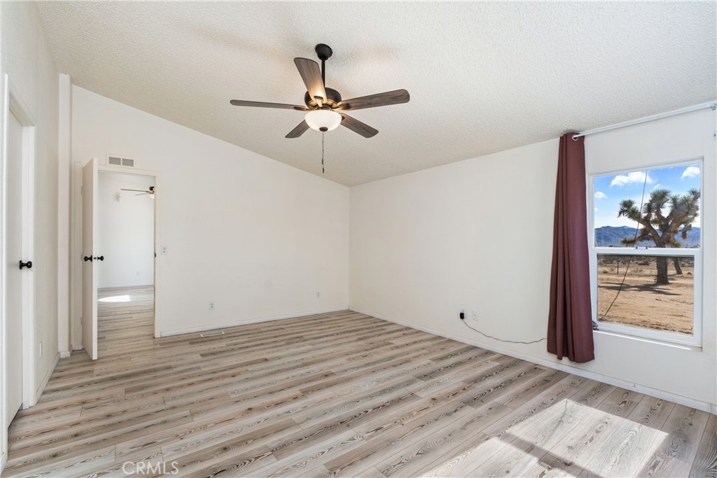 MLS #CV25265881 image #35