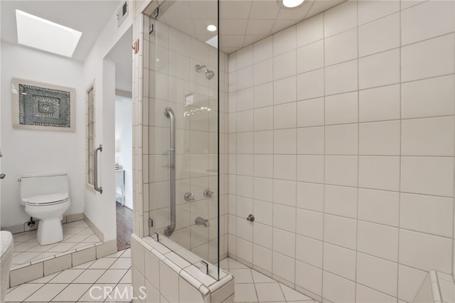 Image 26 of 57 For 64 59th Place