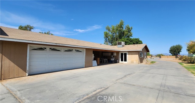 Detail Gallery Image 6 of 50 For 690 Riviera Dr, Blythe,  CA 92225 - 5 Beds | 4 Baths