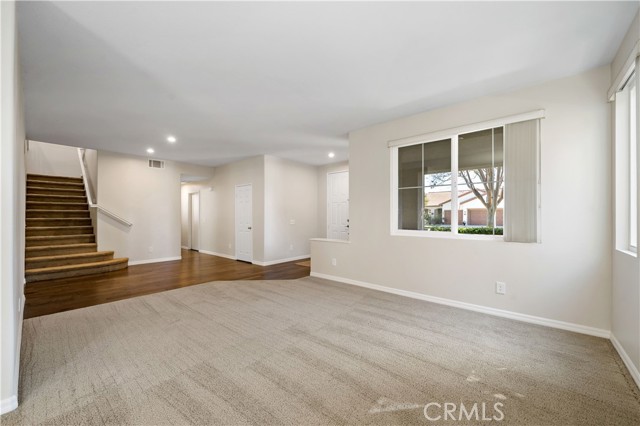 Detail Gallery Image 9 of 61 For 31484 Britton Circle, Temecula,  CA 92591 - 6 Beds | 4 Baths