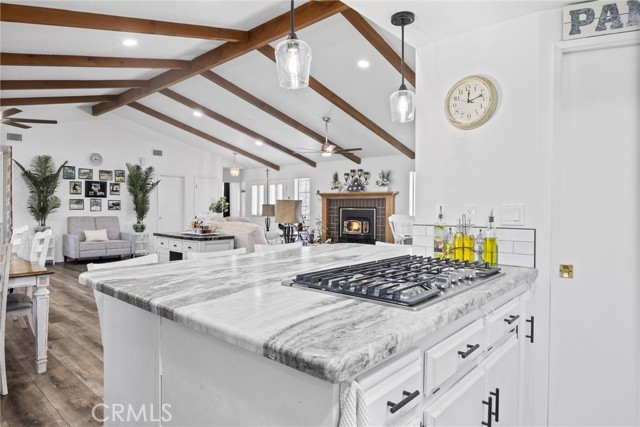 Detail Gallery Image 15 of 42 For 18581 St Andrews Dr, Tehachapi,  CA 93561 - 4 Beds | 3/1 Baths