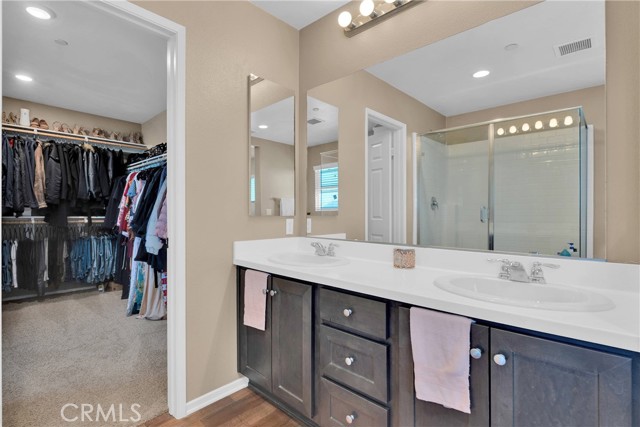 10562 Chevron Court, Adelanto CA: https://media.crmls.org/medias/c20e384b-cd5f-44e3-b056-834e45ce062d.jpg