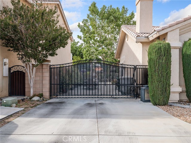 Detail Gallery Image 34 of 43 For 13290 Country Club Dr, Victorville,  CA 92395 - 3 Beds | 2 Baths