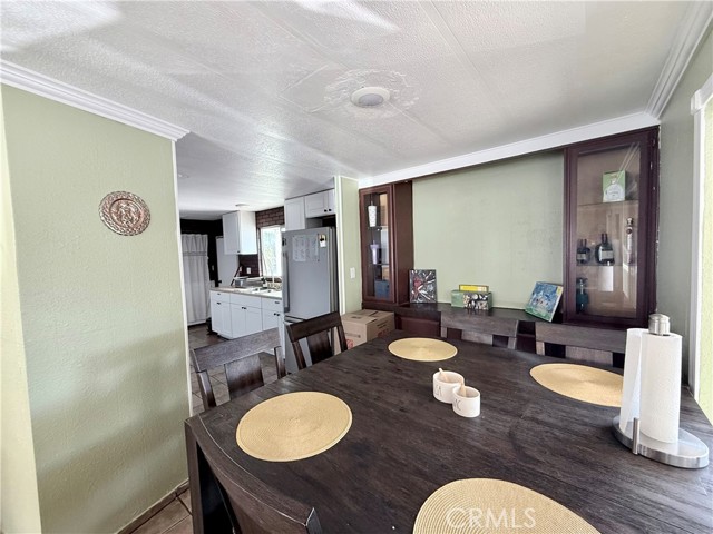 Detail Gallery Image 12 of 37 For 1855 Riverside, Ontario,  CA 91761 - 3 Beds | 2 Baths