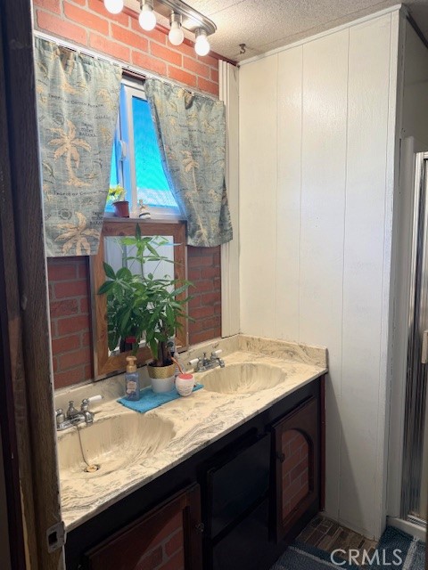 16601 Garfield Avenue, Paramount CA: https://media.crmls.org/medias/c20ea84b-9476-47a5-a088-b520e3b5ec97.jpg