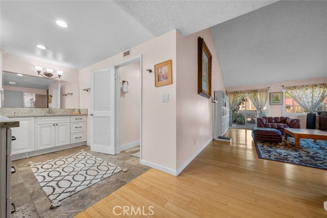 Detail Gallery Image 9 of 26 For 15574 Sorbonne St, –,  CA 91342 - 4 Beds | 2 Baths