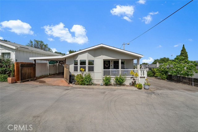 614 Rancho Oaks Drive, San Luis Obispo CA: https://media.crmls.org/medias/c210a215-4ca9-49ed-825a-a08a89be1009.jpg