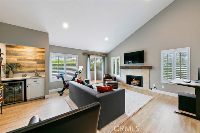 Detail Gallery Image 26 of 50 For 2404 Marshallfield Ln #B,  Redondo Beach,  CA 90278 - 3 Beds | 2/1 Baths