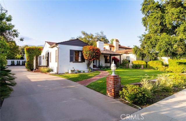 Detail Gallery Image 4 of 41 For 3301 Grayburn Rd, Pasadena,  CA 91107 - 3 Beds | 2/1 Baths