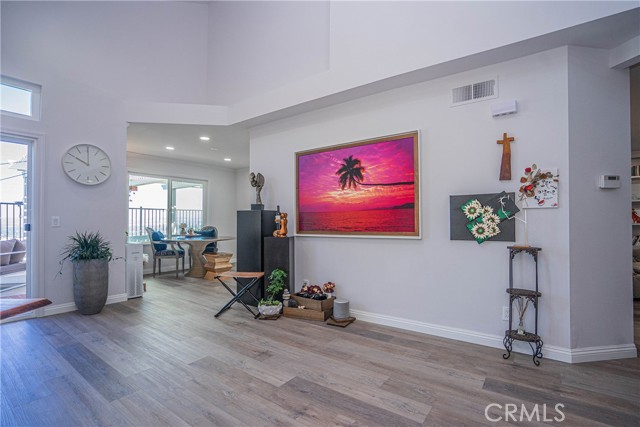 Detail Gallery Image 11 of 74 For 6117 E Garnet Cir, Anaheim Hills,  CA 92807 - 3 Beds | 3 Baths