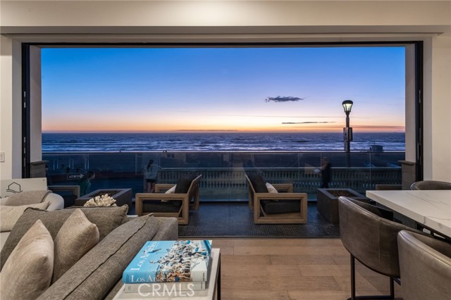 Detail Gallery Image 6 of 53 For 2200 the Strand a,  Manhattan Beach,  CA 90266 - 2 Beds | 2 Baths