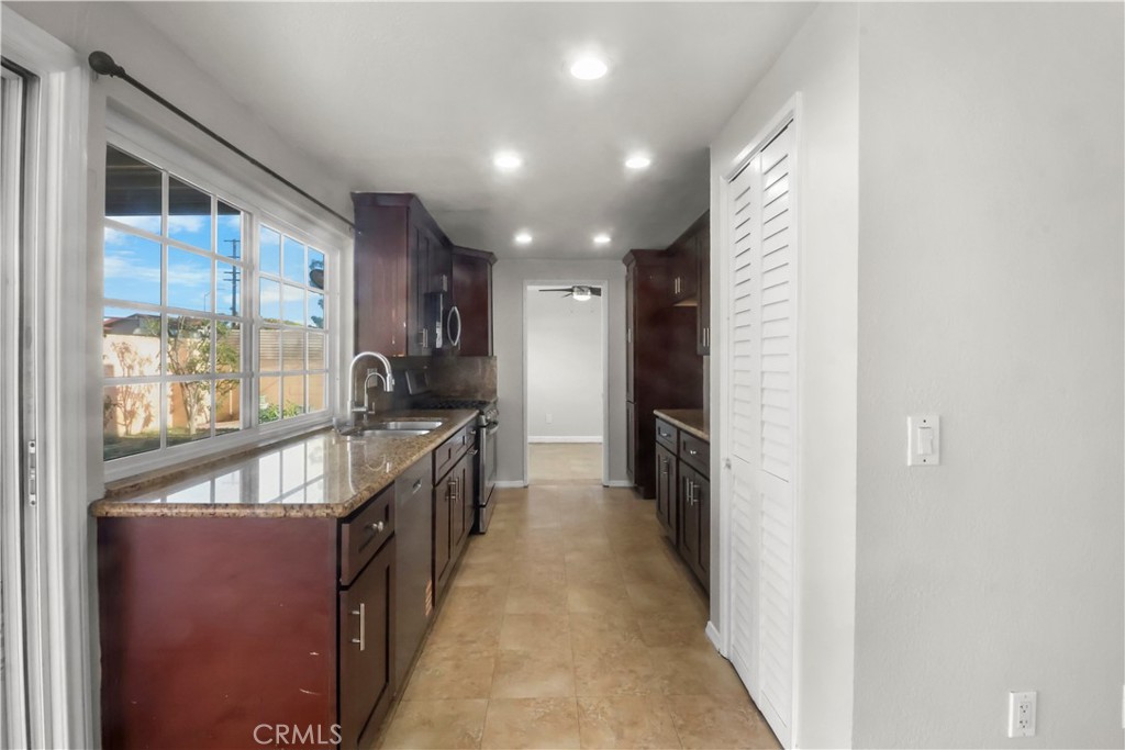 C21360A9 5098 48C6 8759 7866Bade661C 13551 Carolyn, Cerritos, Ca 90703 &Lt;Span Style='BackgroundColor:transparent;Padding:0Px;'&Gt; &Lt;Small&Gt; &Lt;I&Gt; &Lt;/I&Gt; &Lt;/Small&Gt;&Lt;/Span&Gt;