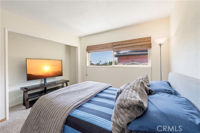 1335 Crestview Avenue, Seal Beach CA: https://media.crmls.org/medias/c2161a45-9e57-47cc-88ca-b2ae6d260da6.jpg